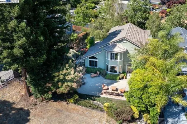 Danville, CA 94506,560 Buttonwood Dr