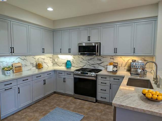 San Ramon, CA 94582,912 Joree Ln