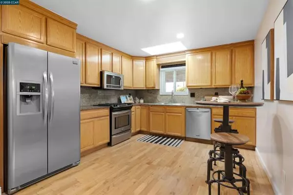 San Pablo, CA 94806,2715 Sargent Ave