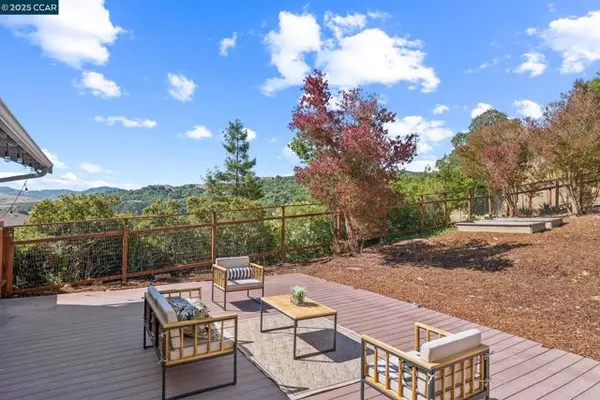Pinole, CA 94564,3608 VICTOR ST.