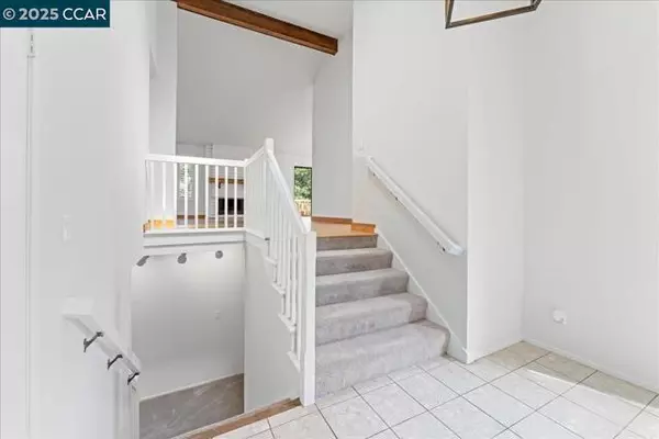 Richmond, CA 94803,17 Powder Bowl Ct