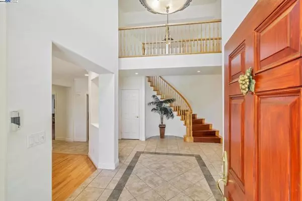 Walnut Creek, CA 94596,135 Cara Ct