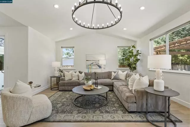 Danville, CA 94526,273 Valle Vista Dr
