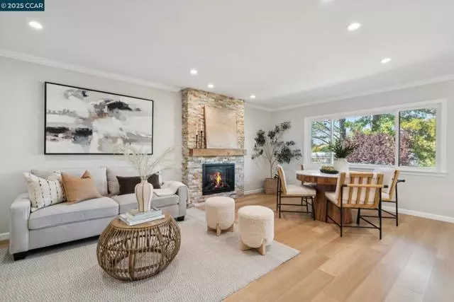 Walnut Creek, CA 94595,1150 Canyonwood Court