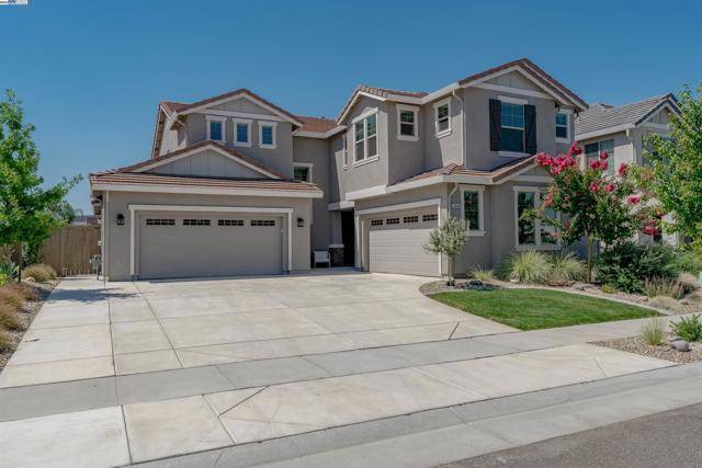 3008 Jaffrey St, Roseville, CA 95747
