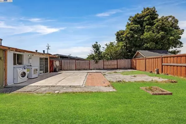 Hayward, CA 94544,27629 Pompano Ave