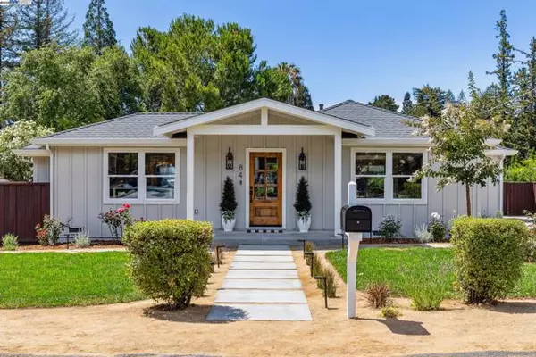 84 Del Hambre Cir, Walnut Creek, CA 94595