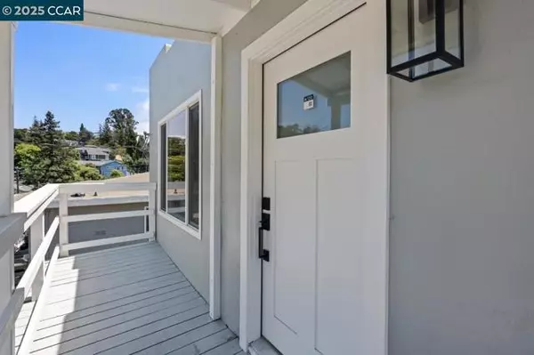 El Sobrante, CA 94803,1923 Thompson Ln