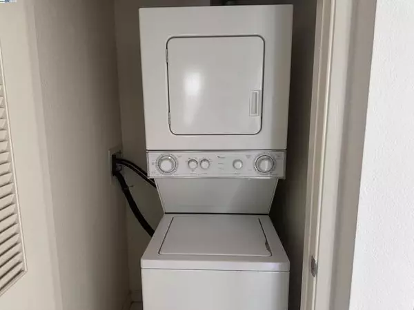 San Francisco, CA 94134,1 Crescent Way