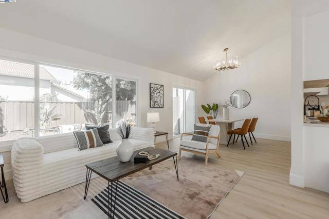Milpitas, CA 95035,955 Big Bear Ct