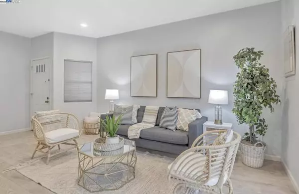 Pleasanton, CA 94588,7595 Canyon Meadow Cir
