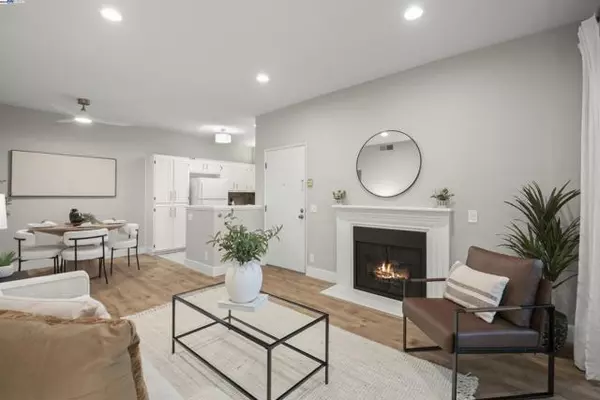 Fremont, CA 94536,36992 Meadowbrook Cmn