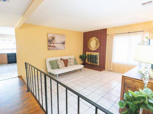 Fremont, CA 94538,39850 SUNDALE DRIVE
