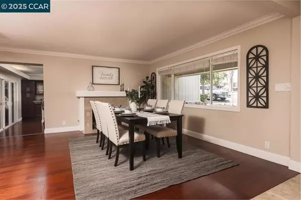Martinez, CA 94553,1736 Silverwood Dr