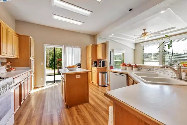 Camino, CA 95709,3698 Braden Road