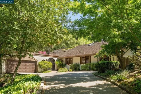694 Old Jonas Hill Rd, Lafayette, CA 94549