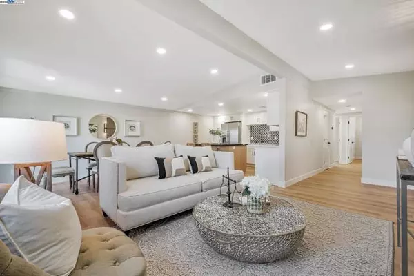 Fremont, CA 94536,4715 Dogwood Avenue