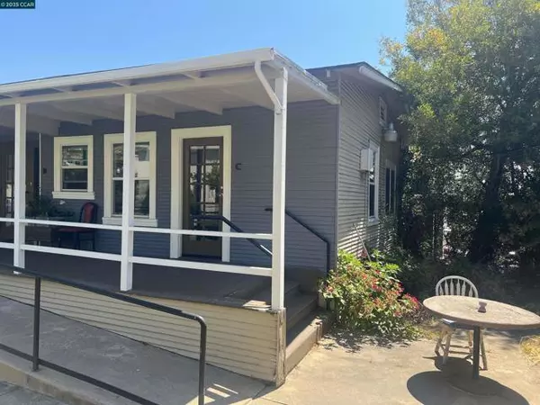 Oakland, CA 94606,2361 East 29Th St