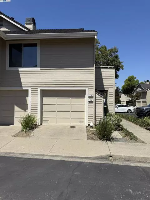 Hercules, CA 94547,132 Crosswind Court