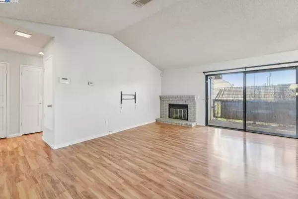 Hercules, CA 94547,1006 Chelsea
