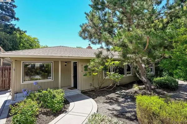 2175 Whyte Park Ave, Walnut Creek, CA 94595