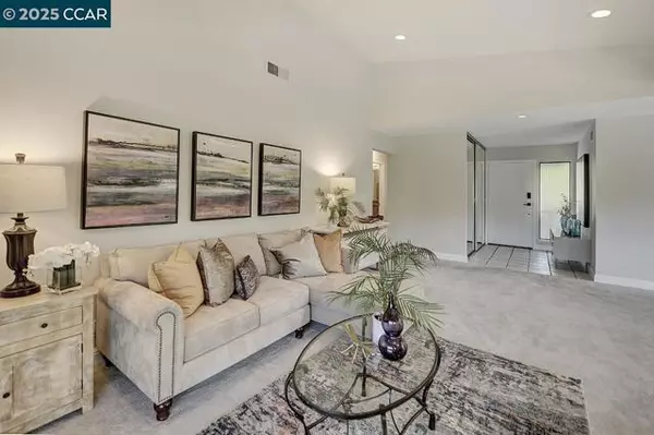 Walnut Creek, CA 94595,3612 Rossmoor Parkway