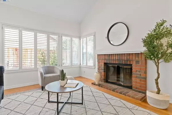 Pleasanton, CA 94566,1585 Poppybank Ct