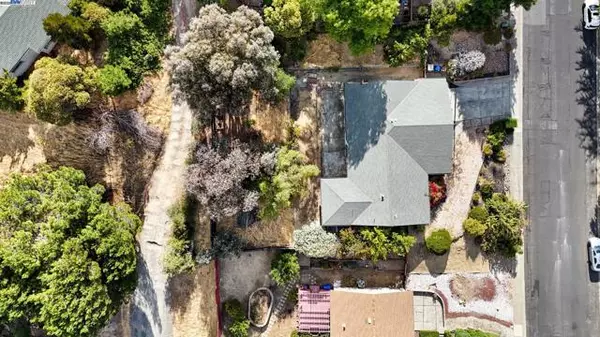 Concord, CA 94518,4321 Kingswood Dr