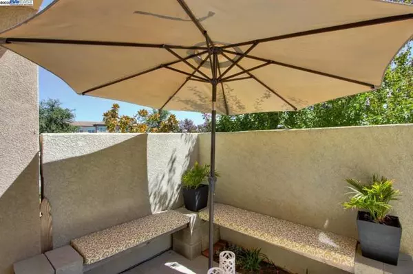 Roseville, CA 95747,2401 Pleasant Grove Blvd