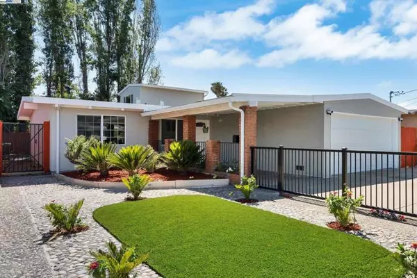 Hayward, CA 94544,28315 Rochelle Ave
