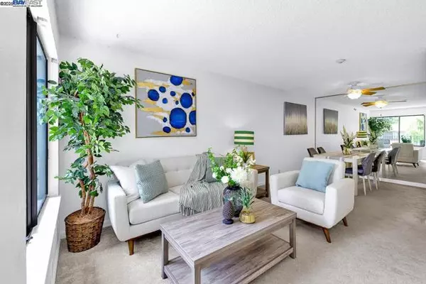 Union City, CA 94587,102 Camino Plz