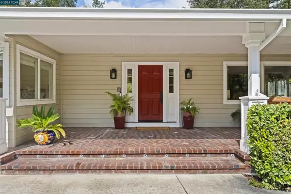 Orinda, CA 94563,34 Don Gabriel Way