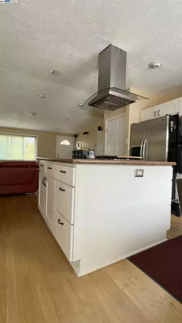 Fremont, CA 94536,38526 Canyon Heights Drive