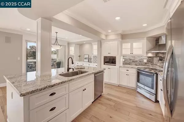 Walnut Creek, CA 94595,2501 Pine Knoll Dr