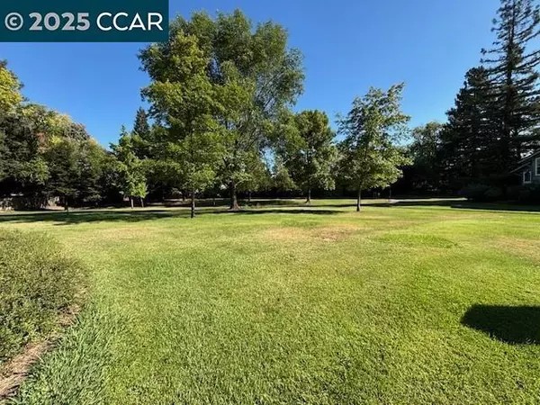Pleasant Hill, CA 94523,62 Rolling Green Cir