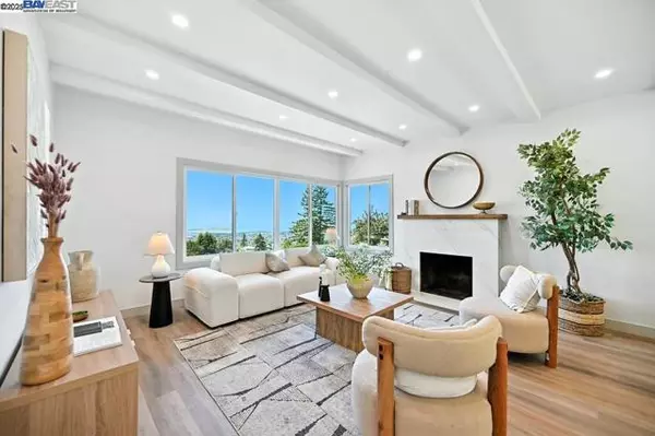 411 Vassar Ave, Berkeley, CA 94708