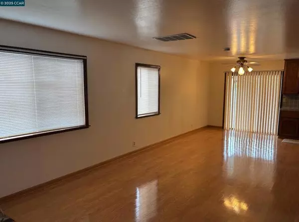 Vallejo, CA 94591,296 COTTONWOOD