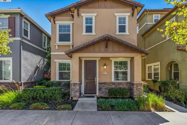 841 Fan Palm Ln, Brentwood, CA 94513