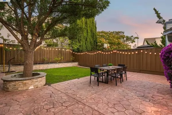44930 Lynx Dr, Fremont, CA 94539