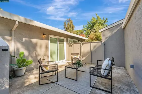 Concord, CA 94518,812 Royal Ann Ln