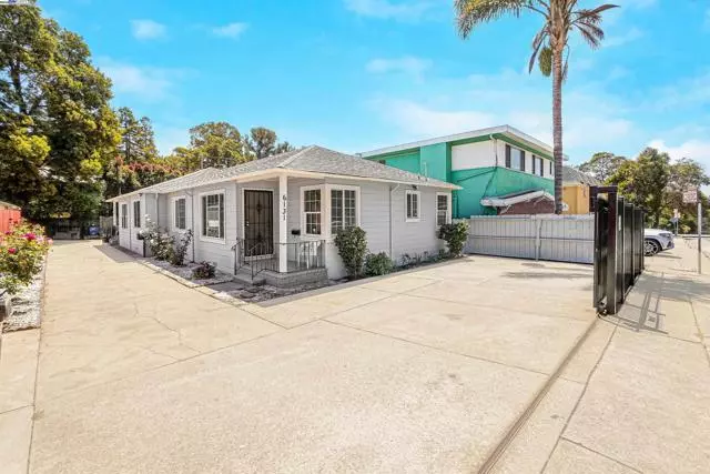 Oakland, CA 94605,6133 Seminary Ave