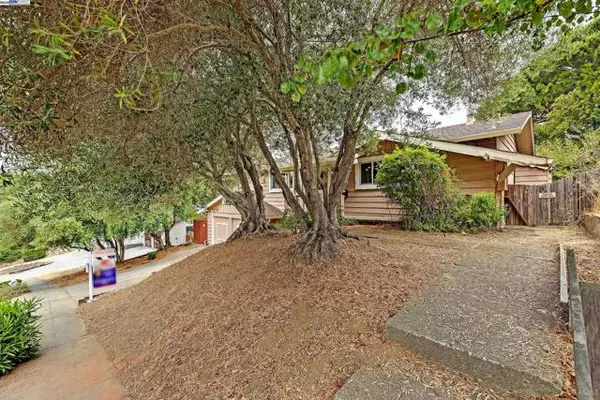 Hayward, CA 94542,2478 Oakes Dr