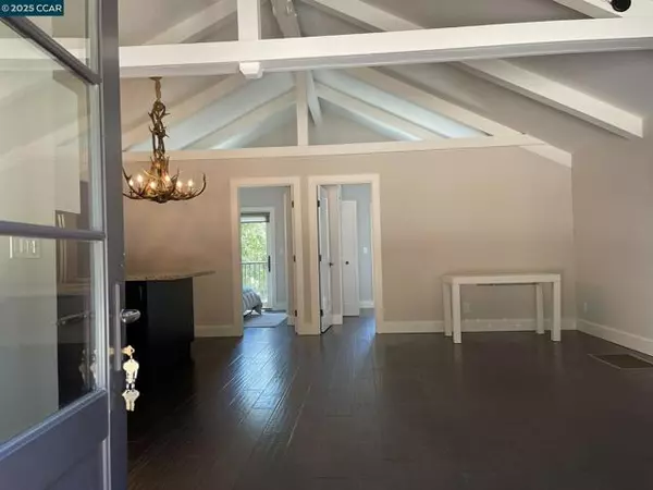 Orinda, CA 94563,10 Albo Ct