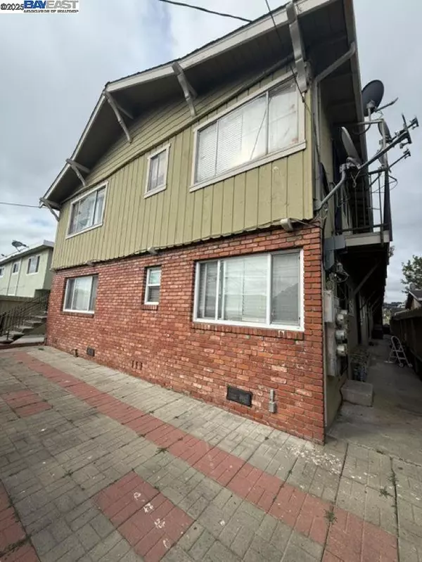 Oakland, CA 94603,9714 Cherry St
