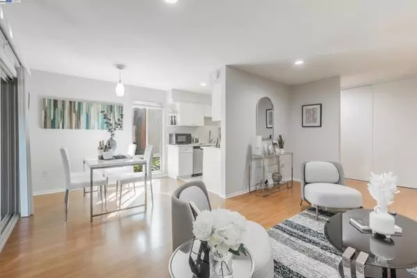 Fremont, CA 94536,38627 Cherry Lane