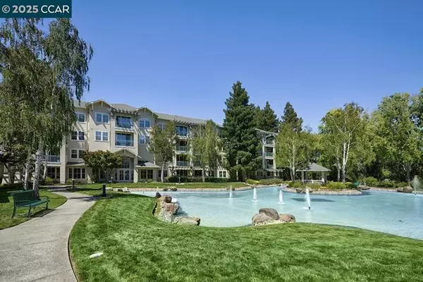 1840 Tice Creek Dr, Walnut Creek, CA 94595