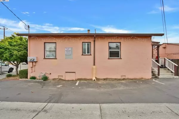 Hayward, CA 94541,21806 Meekland Ave