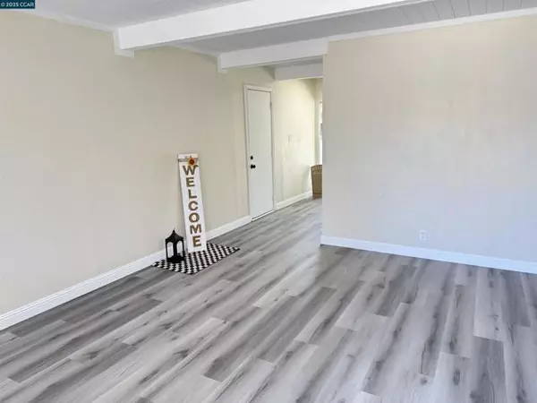 Vallejo, CA 94591,457 La Jolla St