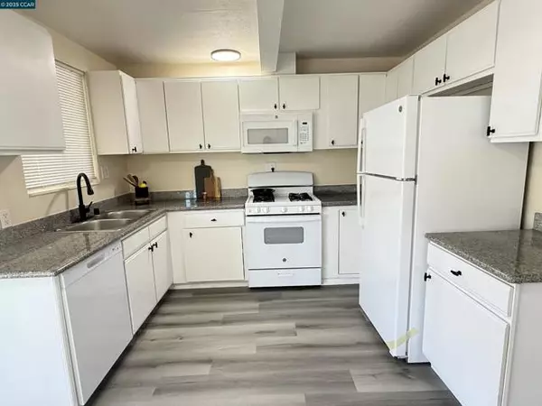 Vallejo, CA 94591,457 La Jolla St
