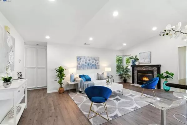 Fremont, CA 94536,38697 Huntington Cir